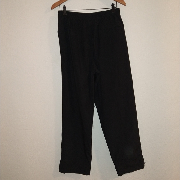 Nike Black Sweatpants - Picture 2 of 5